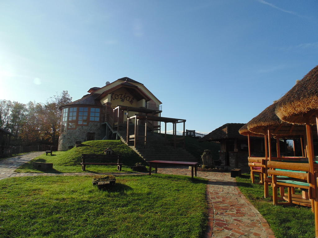 Guest House Kozjak Sveti Kriz Zacretje Exterior photo