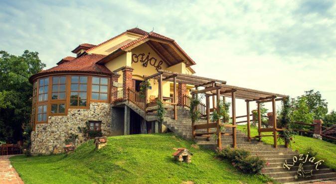 Guest House Kozjak Sveti Kriz Zacretje Exterior photo